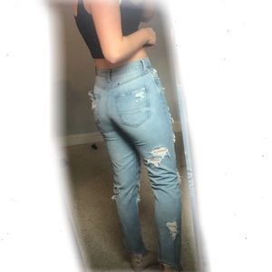 MOM JEANS ☆ ☆ AMERICAN EAGLE